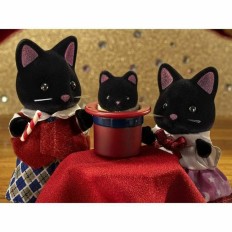 Personaggi d'Azione Sylvanian Families 5530 SYLVANIAN FAMILIES The Magician Cat Family For Children    